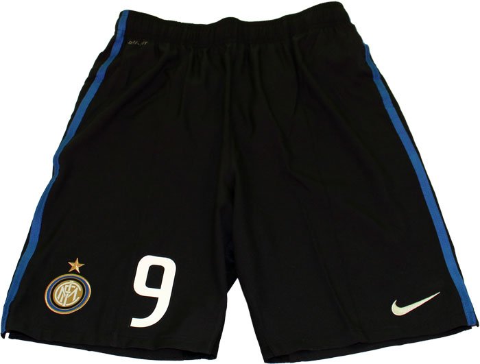 Inter shorts number 9