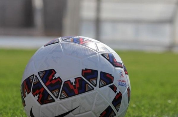 Copa America 2015 official match ball