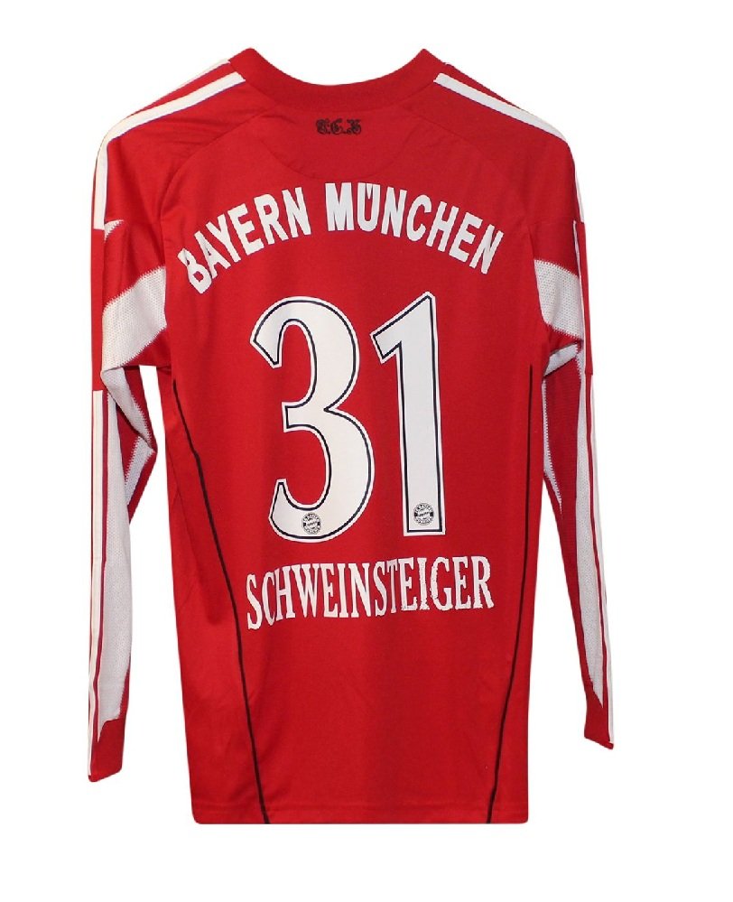 Bayern 10/11 home printing Schweinsteiger 31